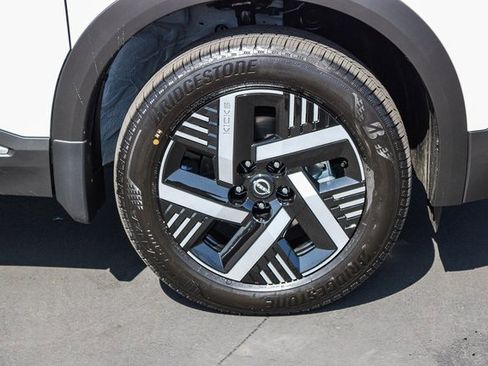 New 2026 Nissan Kicks SV image 10