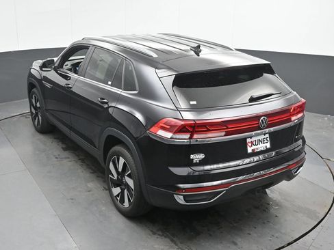 Used 2024 Volkswagen Atlas Cross Sport SE AWD/4WD image 37