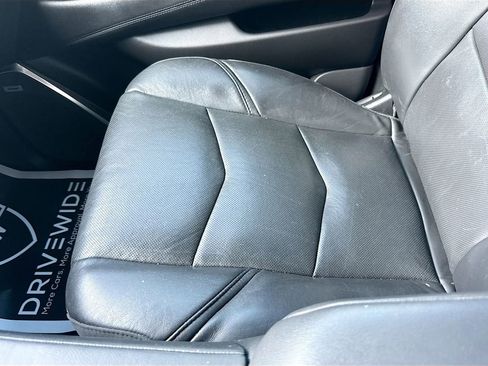 Used 2020 Cadillac Escalade ESV Luxury image 18