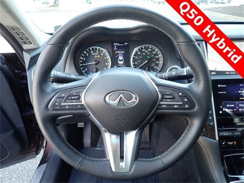 Used 2018 INFINITI Q50 Luxe w/ Cargo Package (L95) image 24