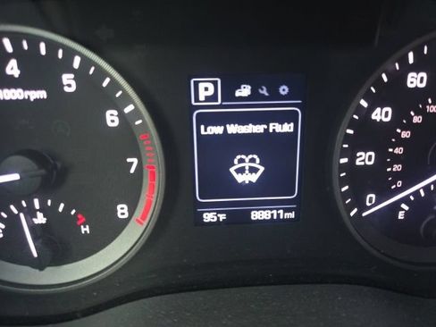 Used 2017 Hyundai Tucson Night FWD image 16