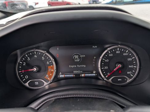 Used 2022 Jeep Renegade Altitude w/ Convenience Group image 24