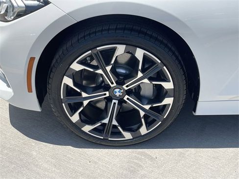 New 2025 BMW 330i xDrive Sedan w/ Convenience Package image 10