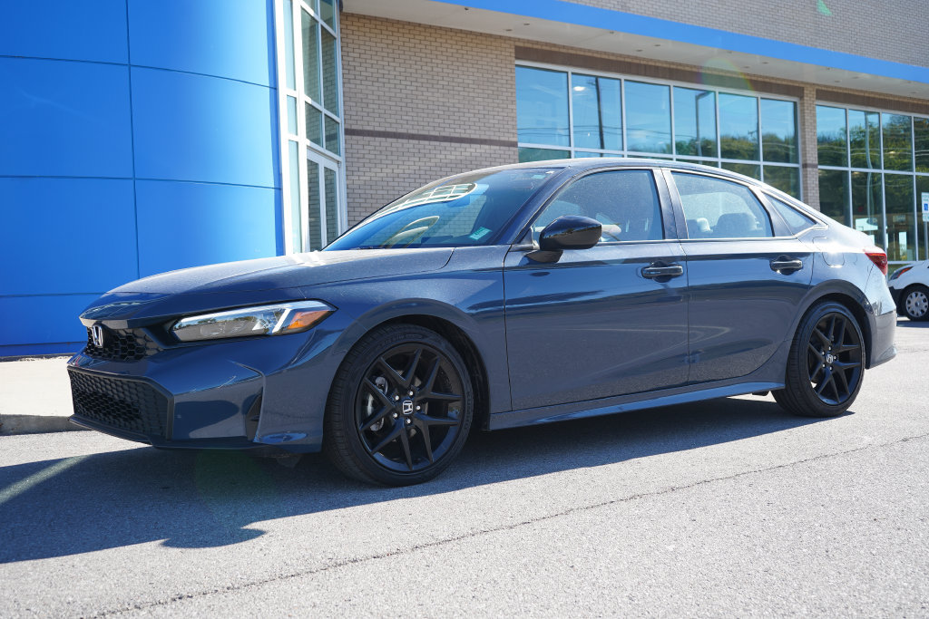 Used 2026 Honda Civic Sport image 2