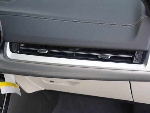 New 2027 BMW X2 xDrive28i AWD/4WD image 16