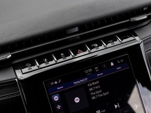 Used 2023 Jeep Grand Cherokee Altitude image 34