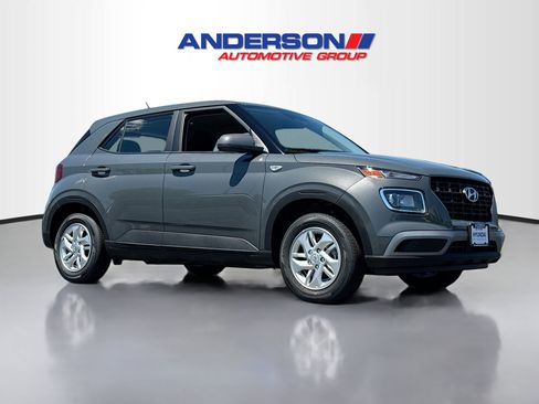 New 2026 Hyundai Venue SE FWD image 1