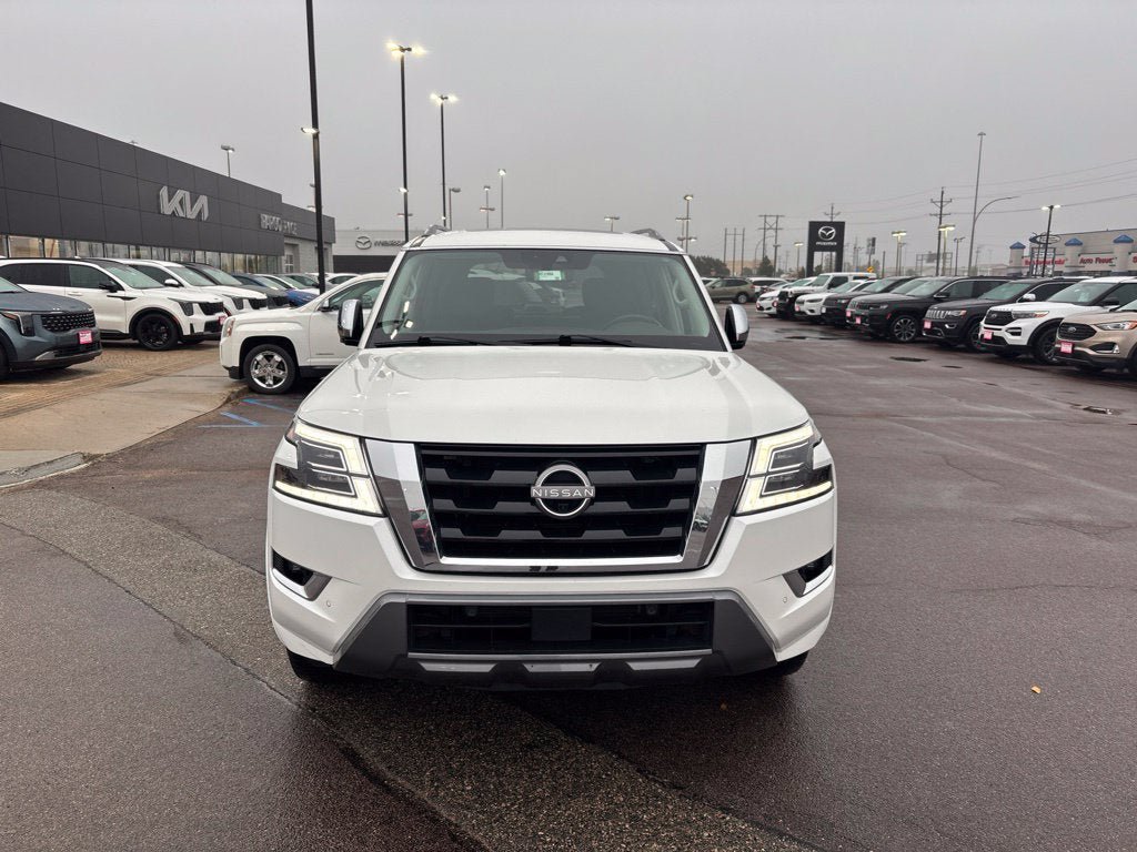 Used 2021 Nissan Armada Platinum w/ Captain's Chairs Package AWD/4WD image 2