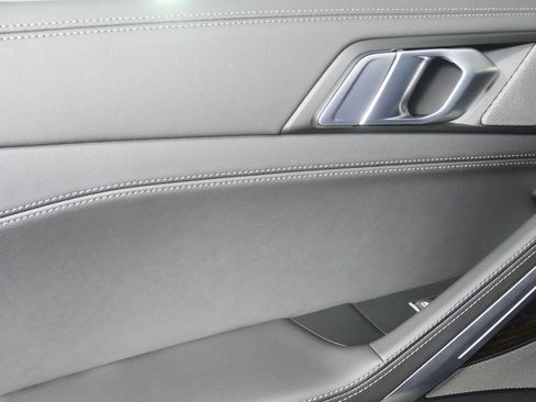 Certified 2026 BMW X6 xDrive40i AWD/4WD image 13