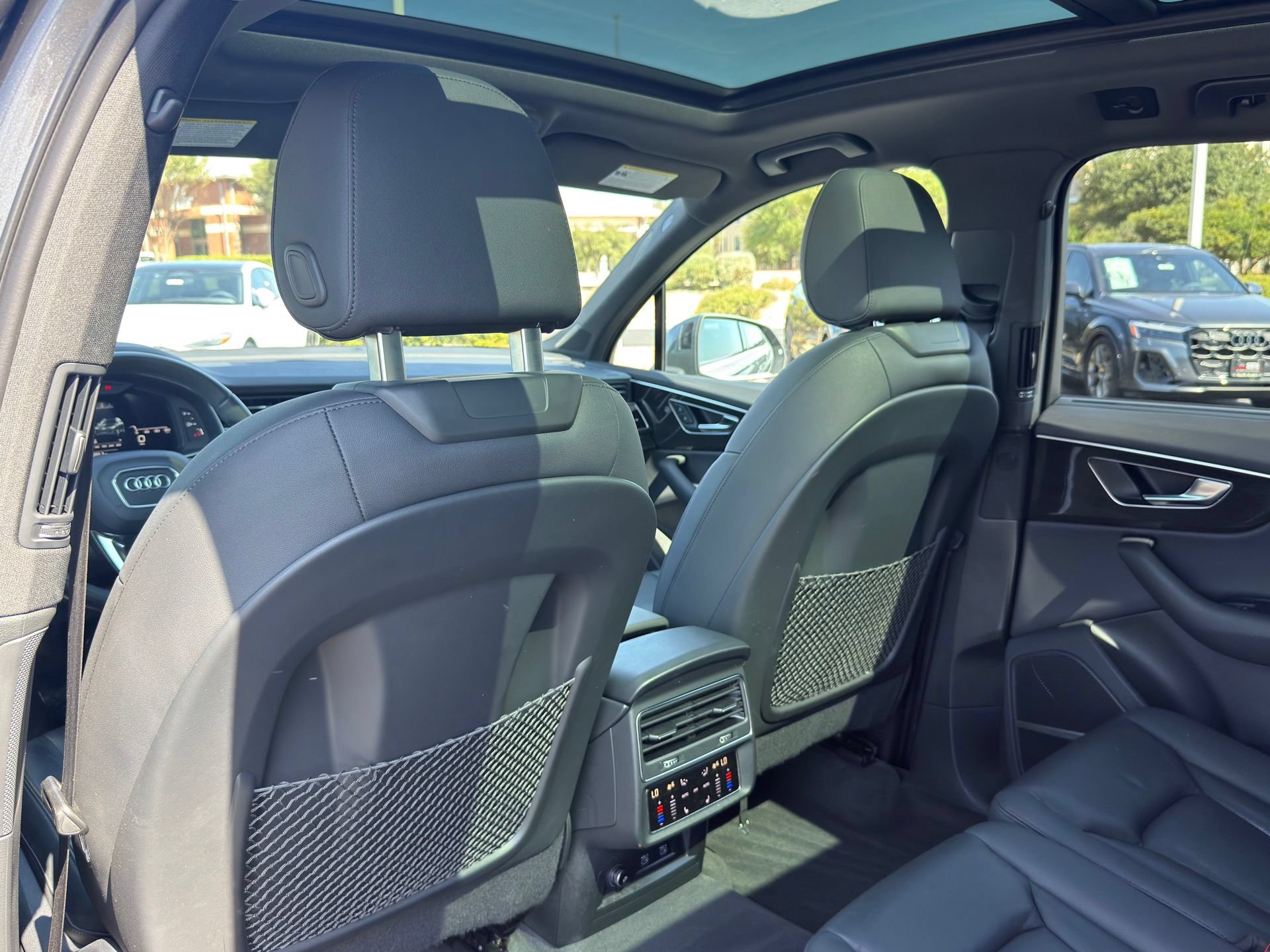 Used 2021 Audi Q7 2.0T Premium Plus w/ Executive Package AWD/4WD image 28