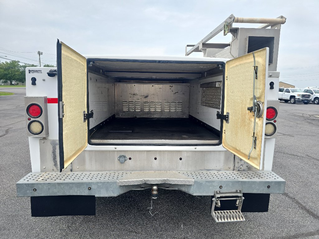 Used 2013 Chevrolet Silverado 3500 W/T RWD image 11