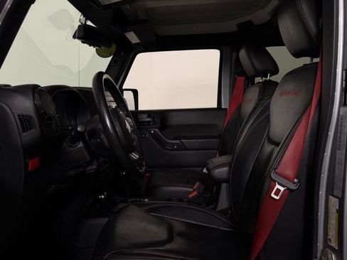 Used 2017 Jeep Wrangler Unlimited Rubicon AWD/4WD image 14