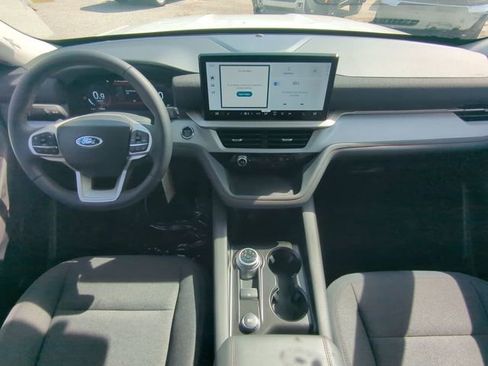 New 2026 Ford Explorer Active image 16