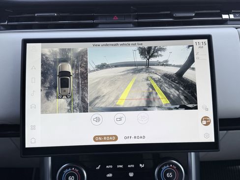 Used 2023 Land Rover Range Rover Long Wheelbase Autobiography image 95