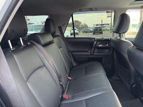 Used 2020 Toyota 4Runner Venture w/ Moonroof Package image 11