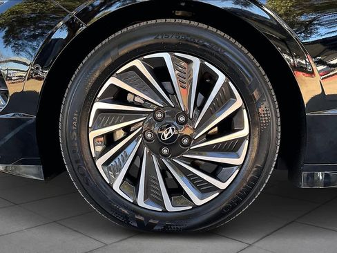 Certified 2024 Hyundai Sonata Limited image 8
