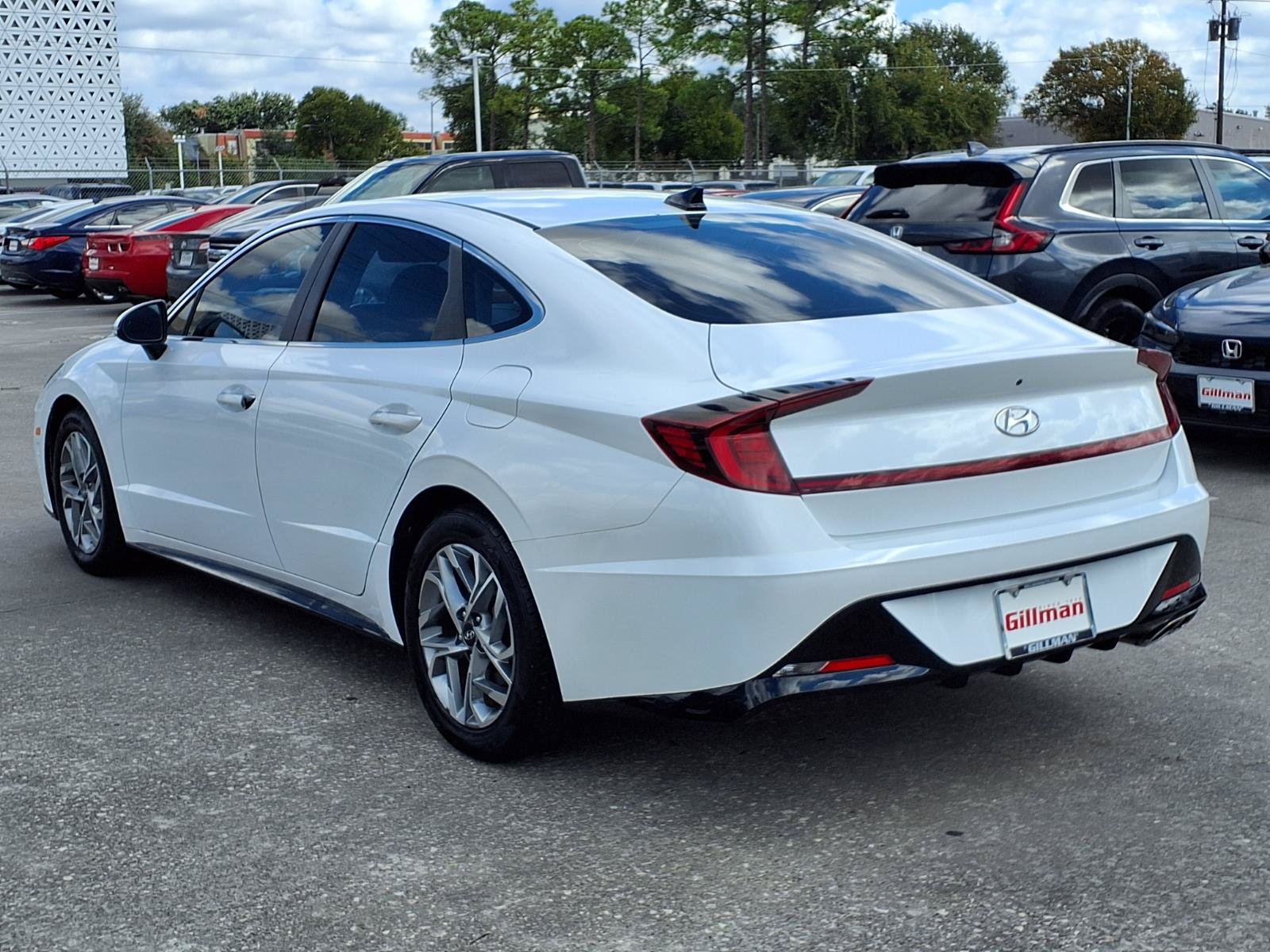 Used 2020 Hyundai Sonata SEL w/ Convenience Package FWD image 3
