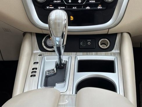 Used 2018 Nissan Murano Platinum image 16