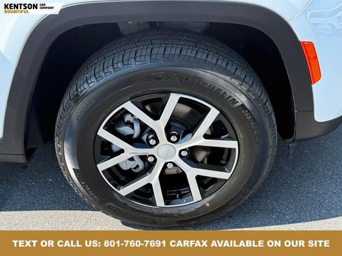 Used 2024 Jeep Grand Cherokee Limited image 14