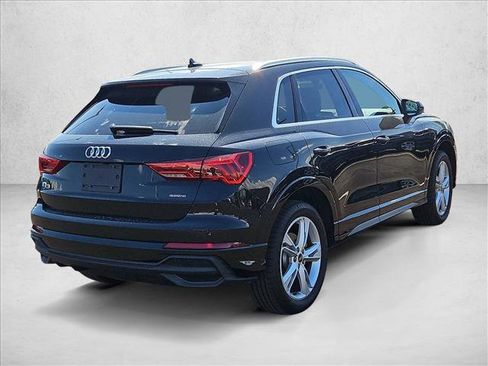 Used 2024 Audi Q3 2.0T Premium Plus image 5