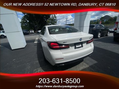 Used 2023 BMW 530i xDrive w/ Convenience Package AWD/4WD image 4