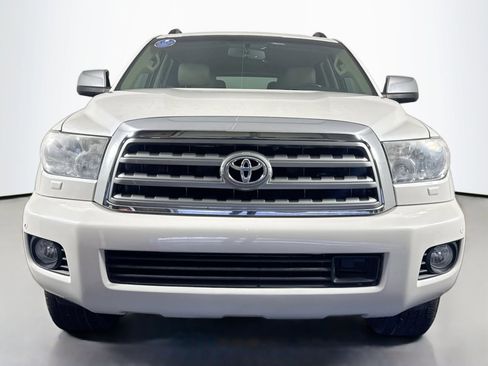 Used 2013 Toyota Sequoia Platinum image 4