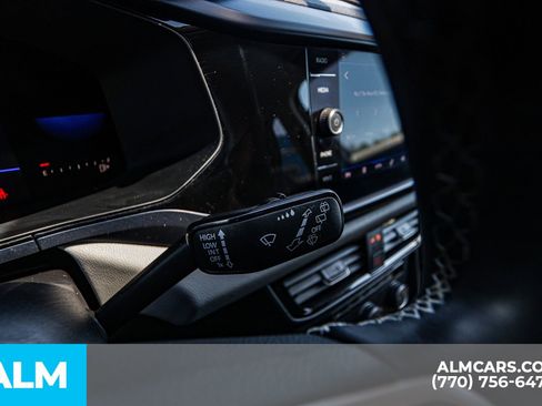 Used 2022 Volkswagen Taos SE image 34