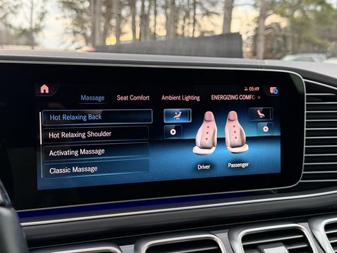 Used 2023 Mercedes-Benz Maybach GLS 600 4MATIC image 23