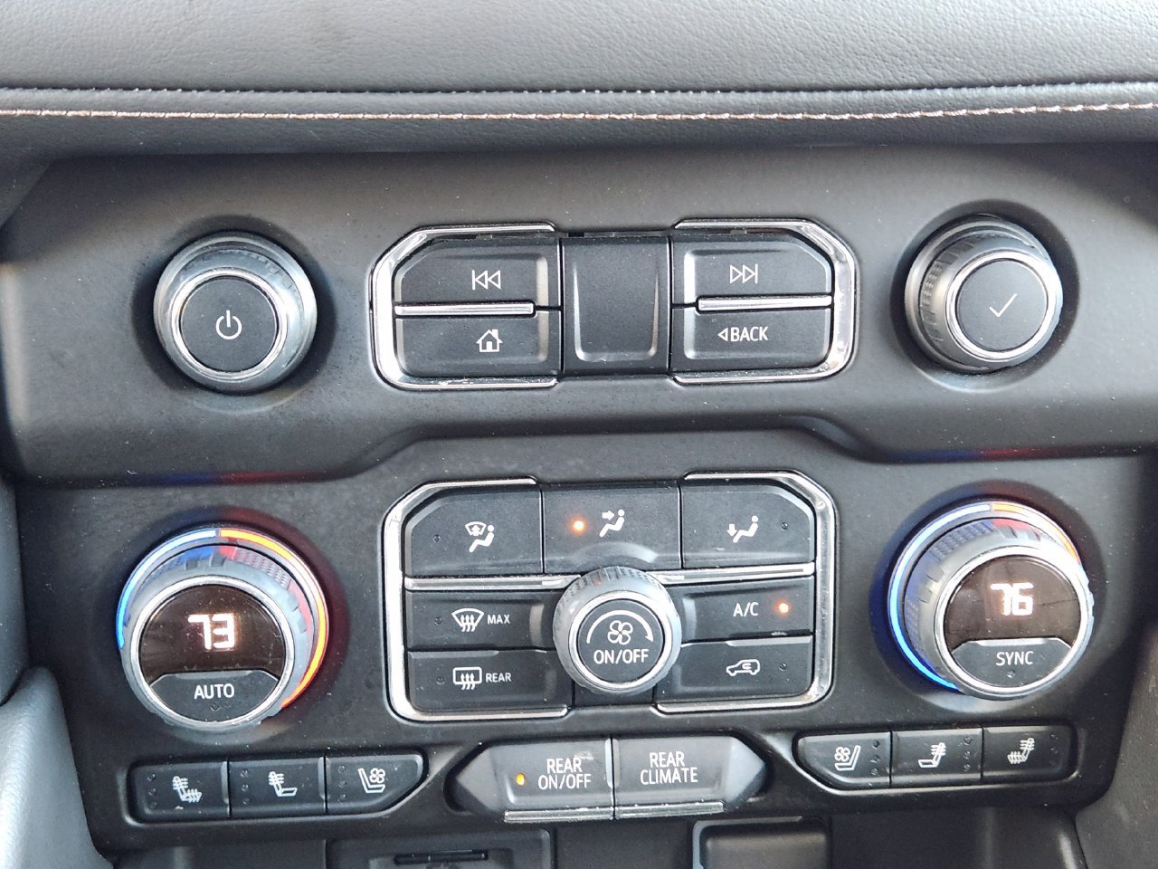 Used 2021 Chevrolet Tahoe High Country AWD/4WD image 17