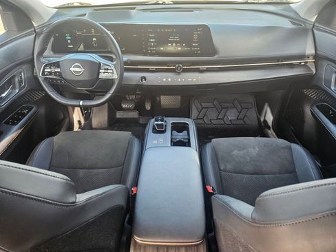 Used 2023 Nissan Ariya FWD image 19