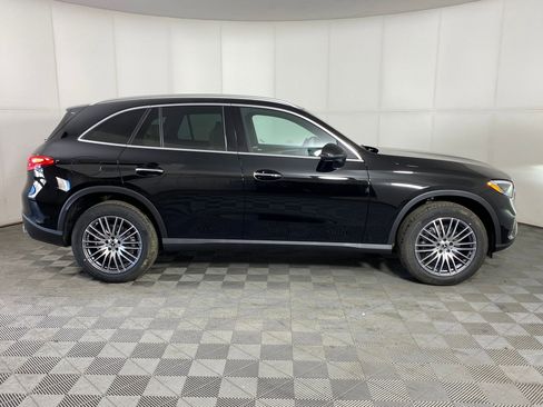Used 2026 Mercedes-Benz GLC 300 4MATIC image 7