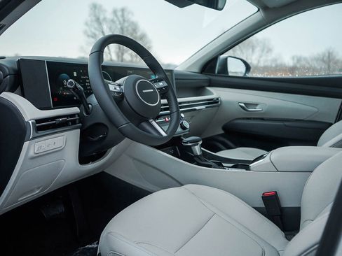 New 2026 Hyundai Tucson SEL image 18