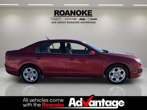 Used 2010 Ford Fusion SE image 8