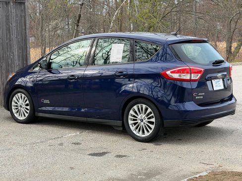 Used 2017 Ford C-MAX Energi SE FWD image 6