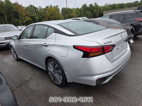 Used 2024 Nissan Altima 2.5 SL FWD image 2