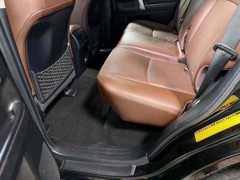 Used 2021 Toyota 4Runner Limited image 47