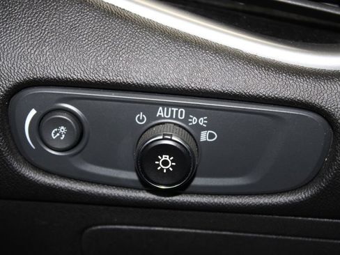 Used 2024 Chevrolet Malibu LT image 46