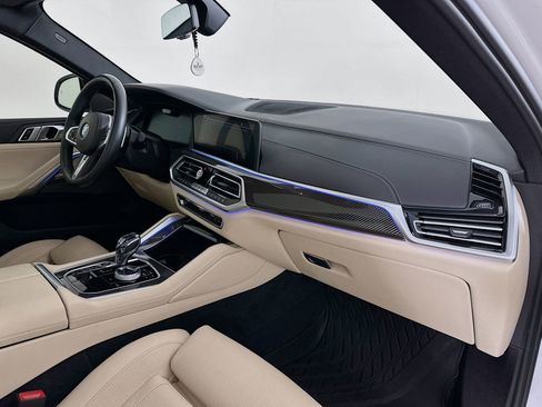 Used 2022 BMW X6 M50i w/ Executive Package AWD/4WD image 31