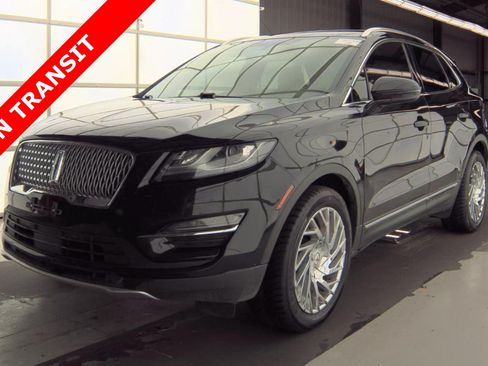Used 2019 Lincoln MKC Select w/ Select Plus Package AWD/4WD image 1
