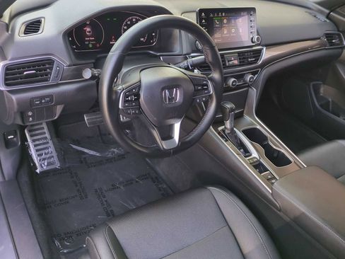 Used 2019 Honda Accord Sport image 12