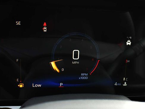 New 2026 Chevrolet Trax RS w/ Sunroof Package image 15