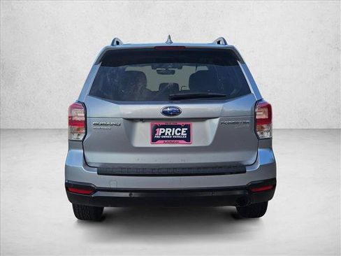 Used 2017 Subaru Forester 2.5i Limited AWD/4WD image 7