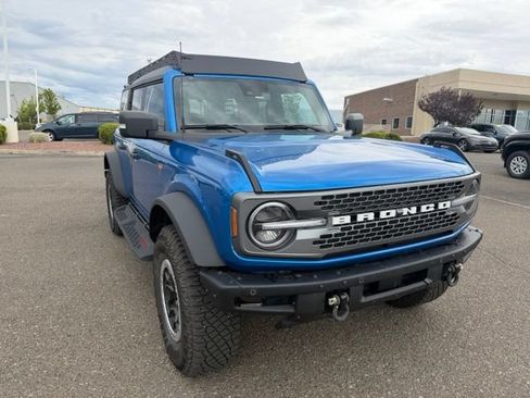 Used 2024 Ford Bronco Badlands AWD/4WD image 3