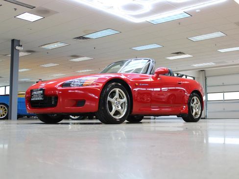 Used 2002 Honda S2000 image 4