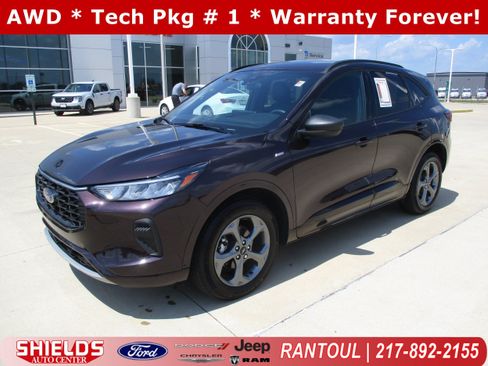 Used 2023 Ford Escape ST-Line w/ Tech Pack #1 AWD/4WD image 1