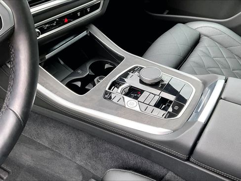 Certified 2025 BMW X5 xDrive40i image 17