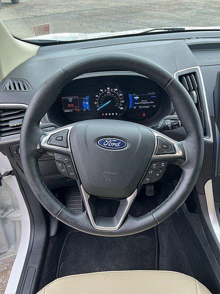 Used 2024 Ford Edge SEL w/ Convenience Package AWD/4WD image 9