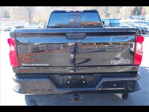 Used 2021 Chevrolet Silverado 3500 High Country image 36
