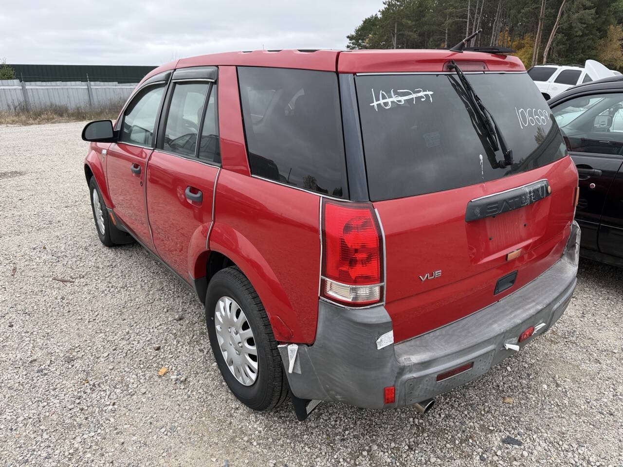 Used 2003 Saturn Vue 2WD w/ PWR Pkg image 3
