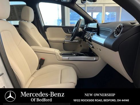 Used 2026 Mercedes-Benz GLB 250 4MATIC image 20